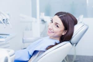 Dental-implant-treatment